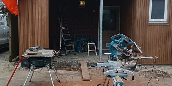 Overkapping wordt aanbouw